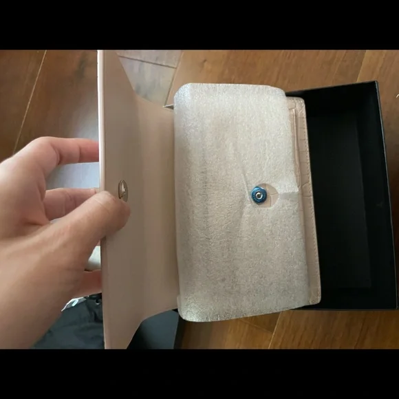 SUNSET CHAIN WALLET IN CROCODILE EMBOSSED LEATHER - Picture 4 of 9